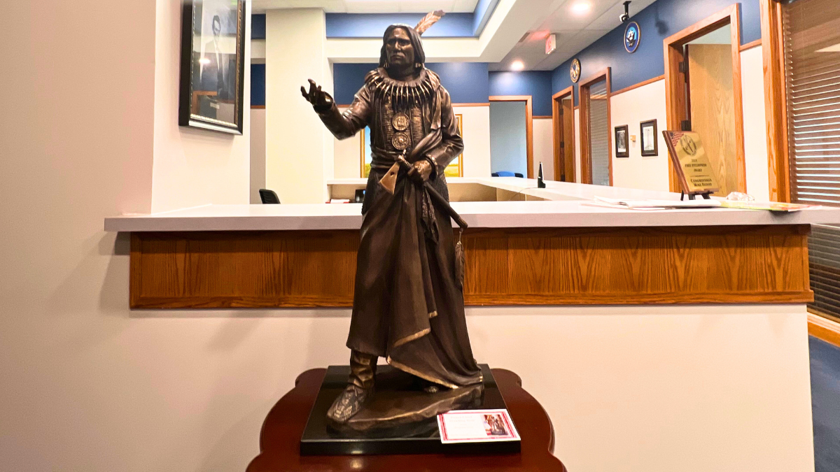standing bear